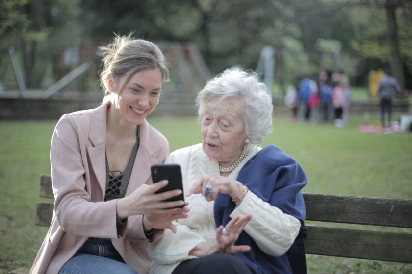 Social Media bei jeder Altersgruppe beliebt