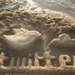 Twitter-Logo aus Sand 